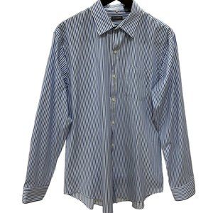 Van Heusen Long Sleeve Traveler Men's Shirt Size Large EUC